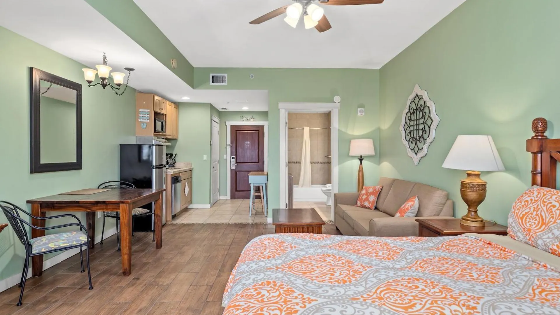 Origin 0425 - Studio King - On The Pool Deck With Quiet Nature View By Beach Haven Vacation Rentals Panama City Beach